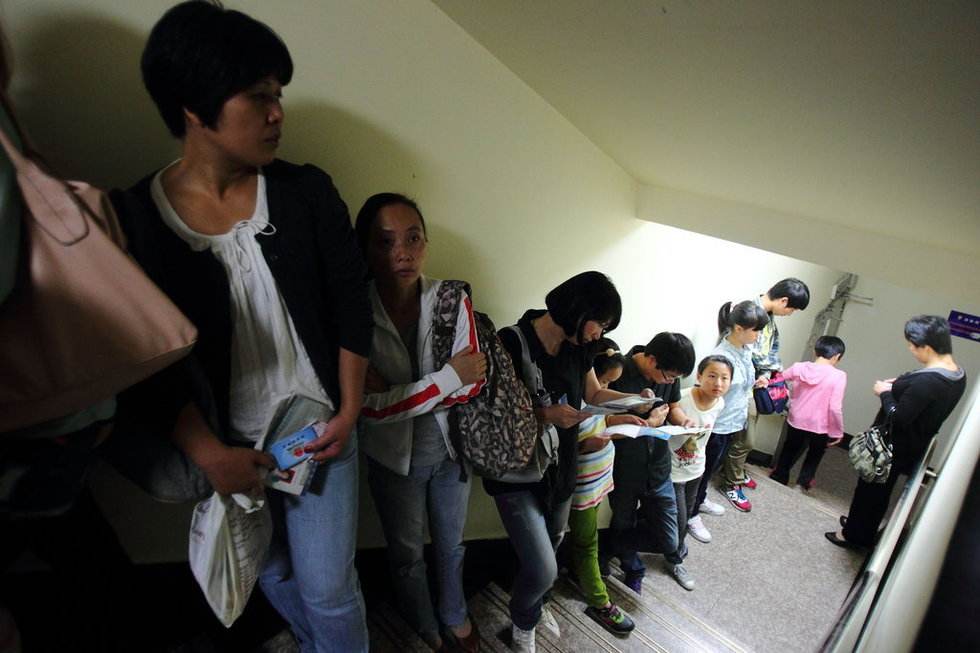 有人說(shuō)病床只能病人睡覺(jué)，晚上陪護(hù)的人睡在哪里？