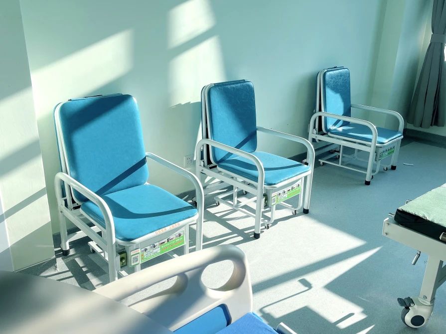 愛陪共享陪護床運營管理員超1000位，其市場定位清晰明了，未來可期